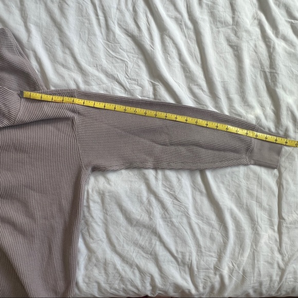 Uniqlo Hood Long Sleeve - Picture 6 of 8